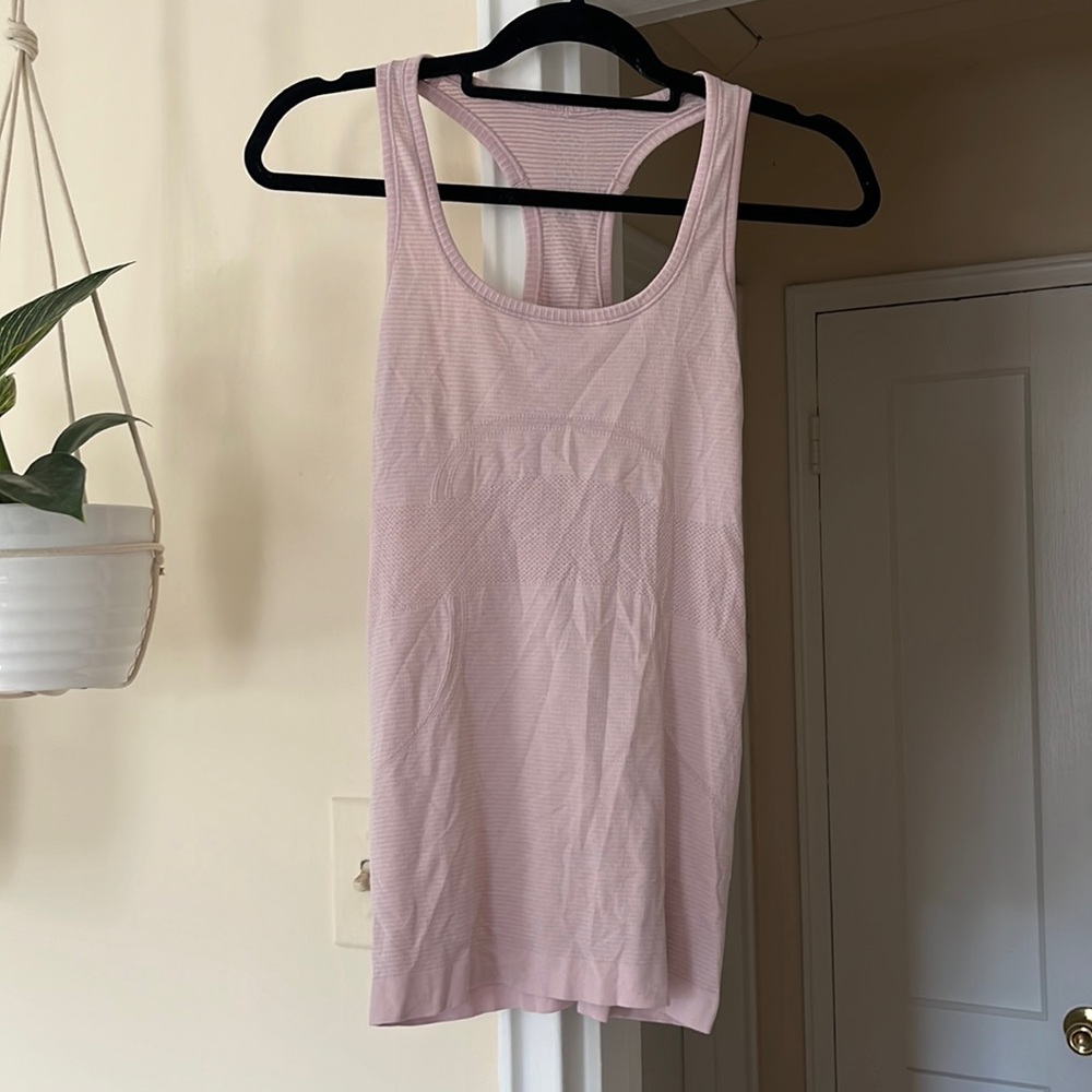 Lululemon “swiftly tech” tank top